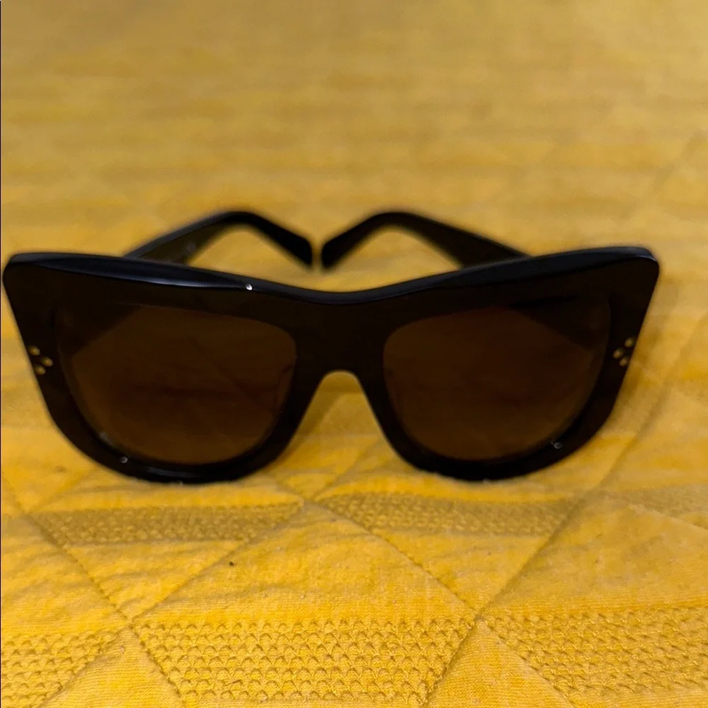 Black Cat-Eye Celine Sunglasses CL40157U - Picture 2 of 9